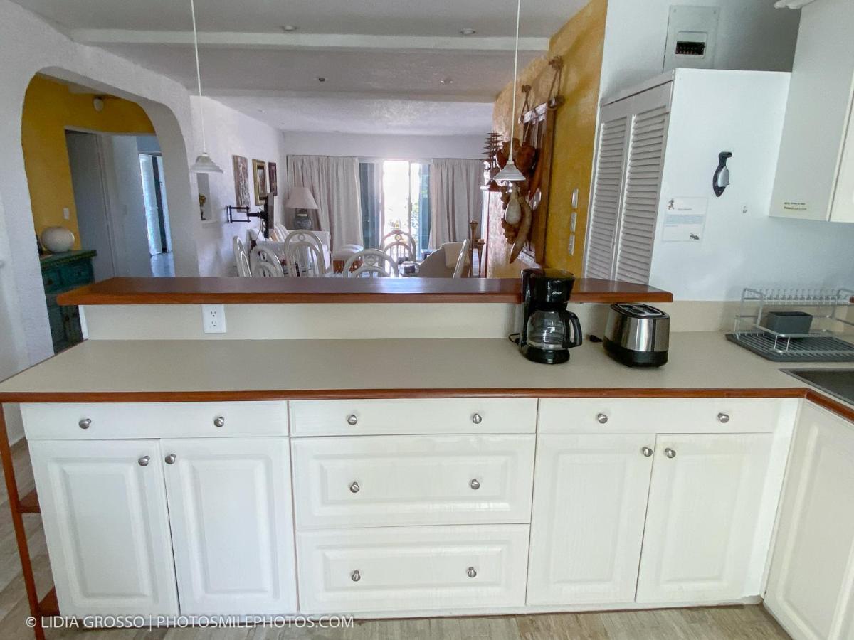 Brisas Beach & Ocean Front Vacation Apartments Cancun Zona Hotelera エクステリア 写真