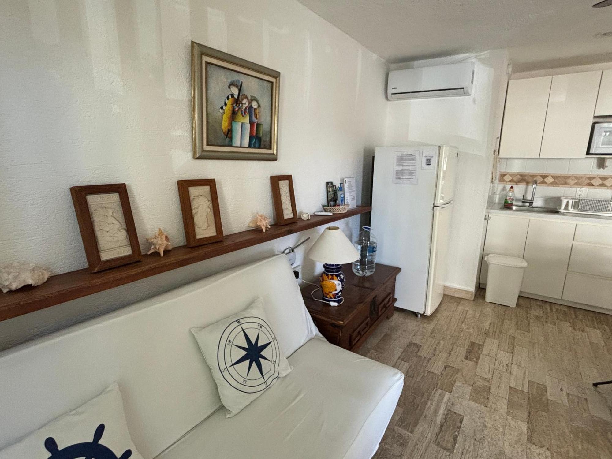 Brisas Beach & Ocean Front Vacation Apartments Cancun Zona Hotelera エクステリア 写真