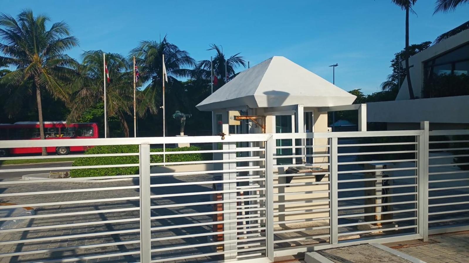 Brisas Beach & Ocean Front Vacation Apartments Cancun Zona Hotelera エクステリア 写真